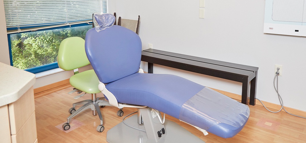 Orthodontic exam chair